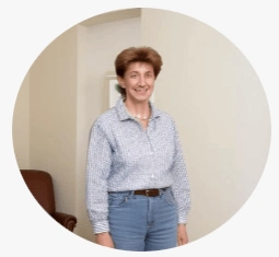 Sienna M, Irish genealogy researcher in Belfast, Ireland